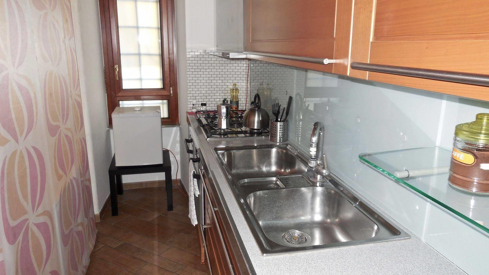 Tridente Rooms Рим Экстерьер фото