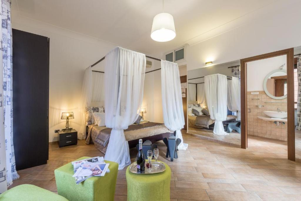 Tridente Rooms Рим Экстерьер фото