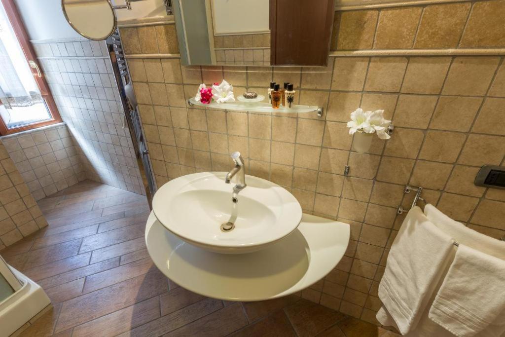 Tridente Rooms Рим Экстерьер фото